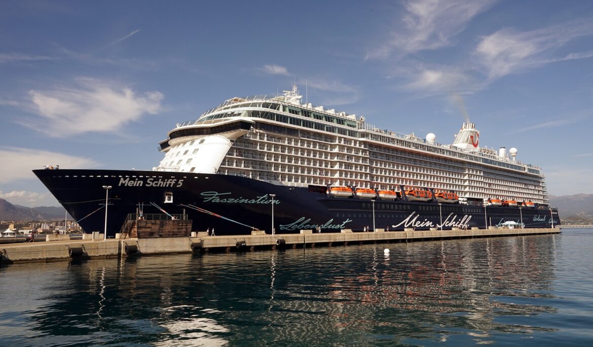 Mein Schiff 5 TUI Cruises